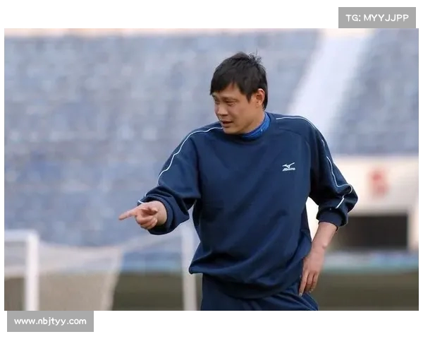 范志毅故地重游再现水晶宫主场感动时刻 重温昔日辉煌瞬间 范志毅故地重游再现水晶宫主场感动时刻 重温昔日辉煌瞬间